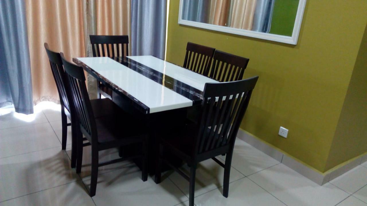 Mintsuite Homestay Putrajaya Esterno foto